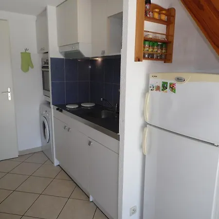 T2 Climatise Avec Mezzanine, Terrasse Et Piscine, Ideal Pour 4-6 Personnes - Fr-1-326-430 Daire