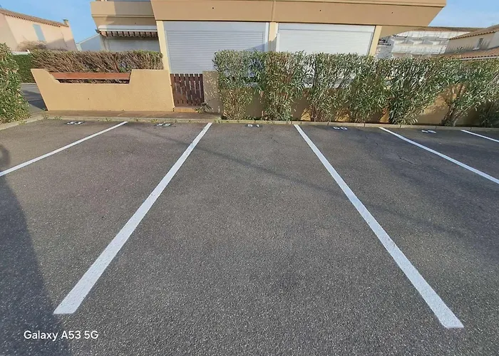 T2 Climatise Avec Mezzanine, Terrasse Et Piscine, Ideal Pour 4-6 Personnes - Fr-1-326-430 Daire Le Castellas